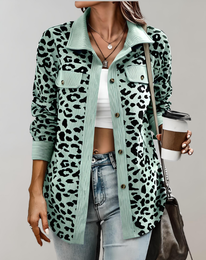 Cheyenne - Jacke mit Tierprint und Knopfverschluss